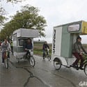 Greenpeace-schip en fietscampers doen Noord Nederland aan